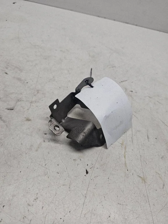 Kita variklio skyriaus detalė