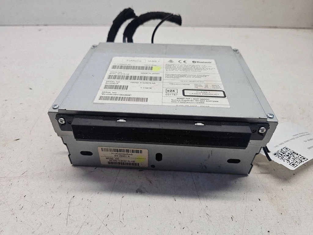 Raadio / CD/DVD-mängija / navigatsioon BF6N18C815HE