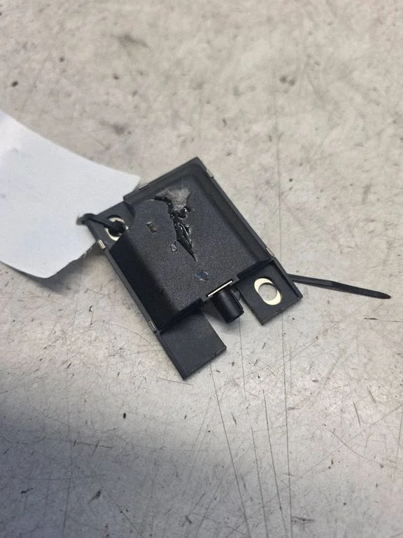Aerial antenna amplifier A2118203375