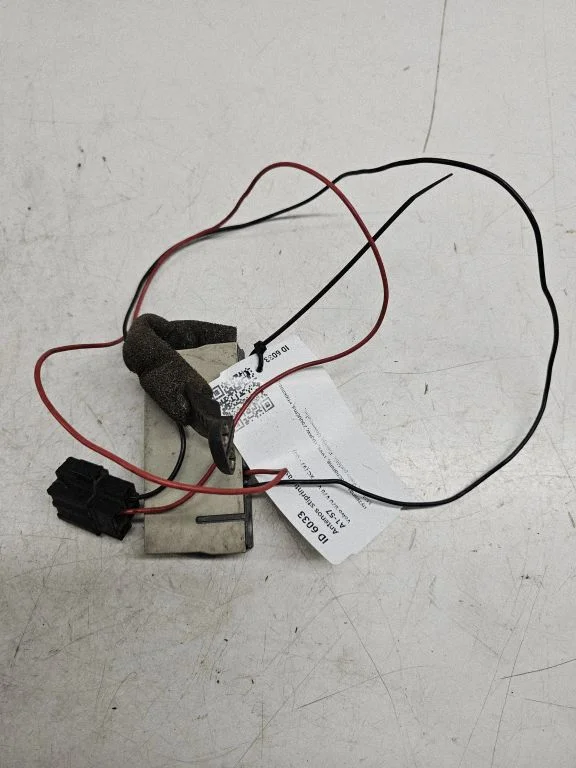 Aerial antenna amplifier – Volvo S70 V70 V70 XC (1997-2000)