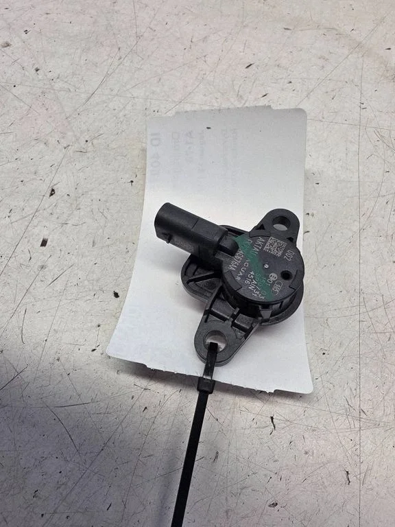 Drošības spilvenu trieciena sensors FK7214C676AA