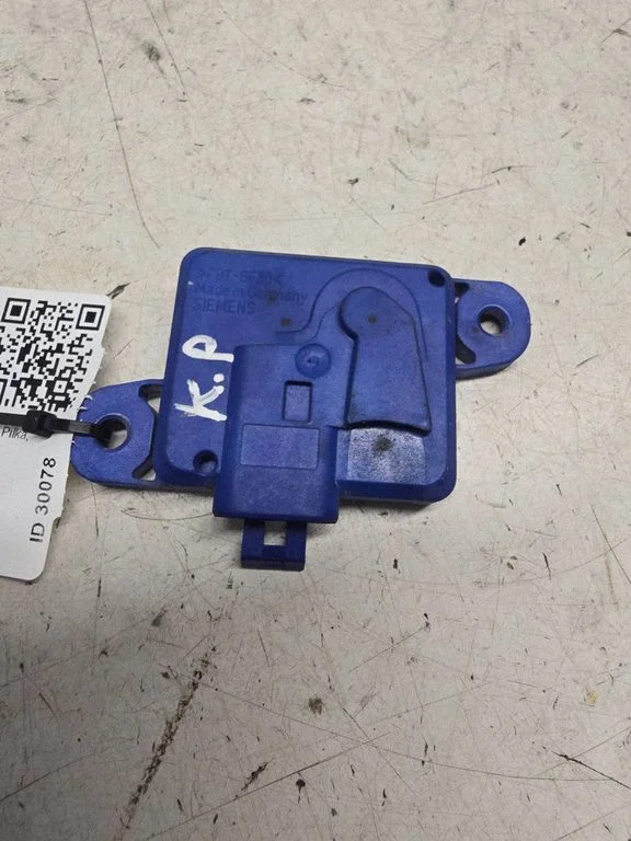 Airbag deployment crash/impact sensor – Opel Omega B2 (1999-2003)