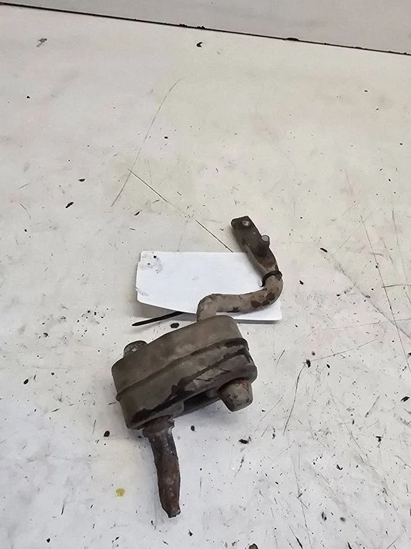 Muffler mount bracket/holder – Seat Alhambra (Mk1) (1996-2010)