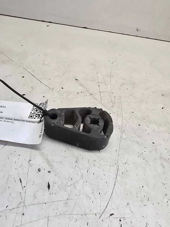 Muffler mount bracket/holder 12012010