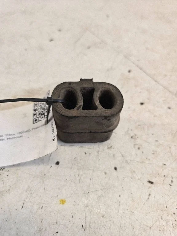 Muffler mount bracket/holder 90466668