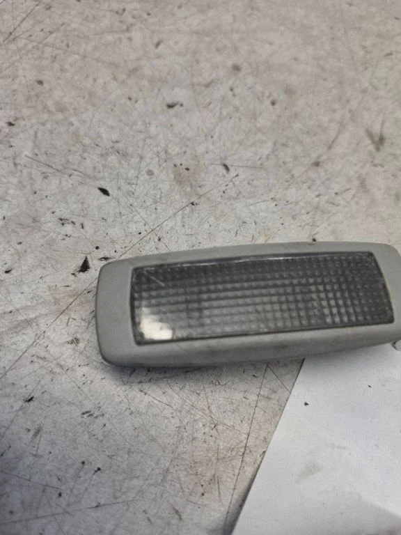 Cits salona lukturis – Volkswagen Passat B5.5 (2001-2005)