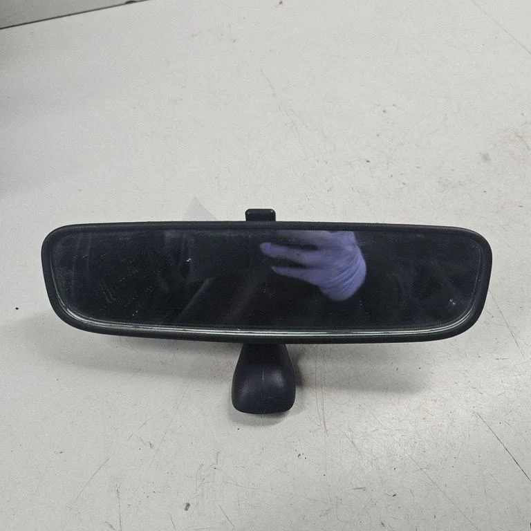 Rear view mirror (interior)