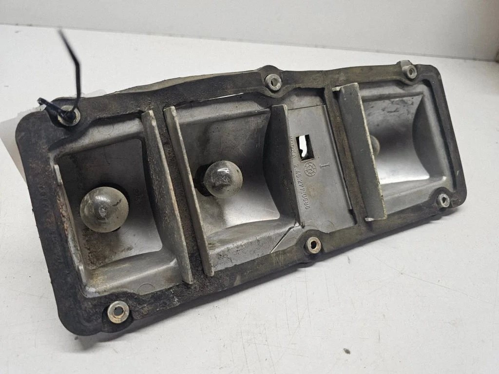 Galinio žibinto dangtelis (lizdas)
