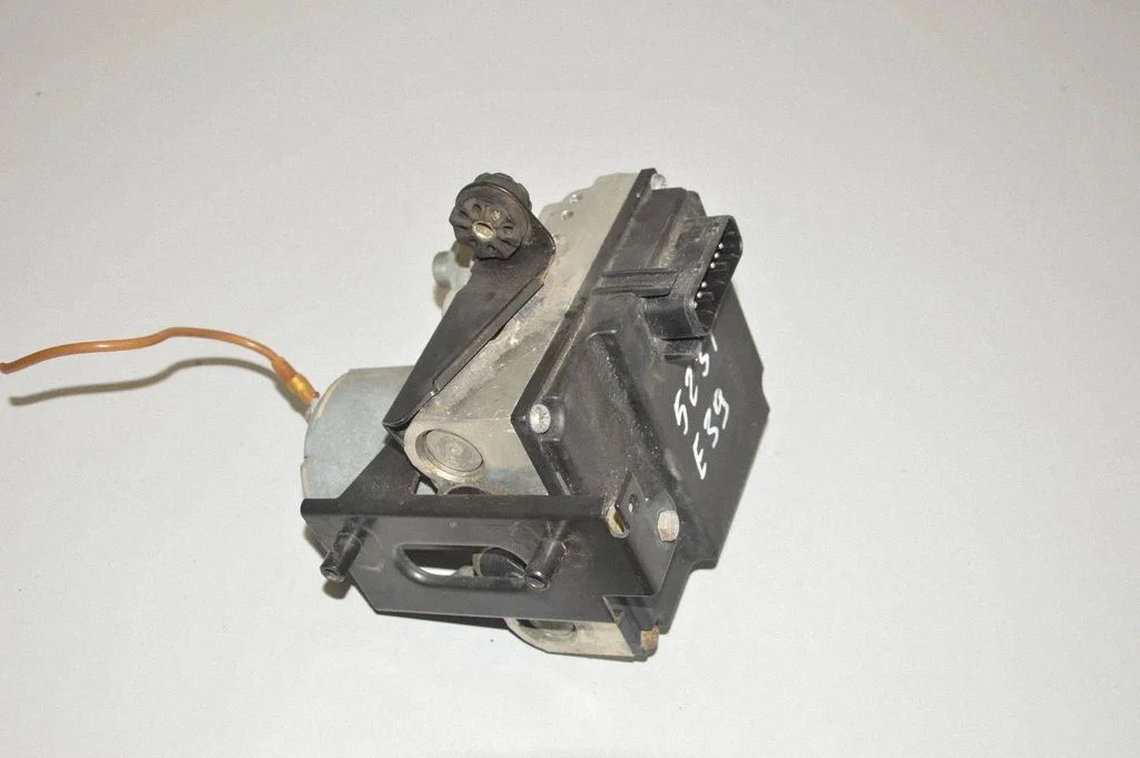 Pompa ABS – BMW Seria 5 E39 (1996-2003)