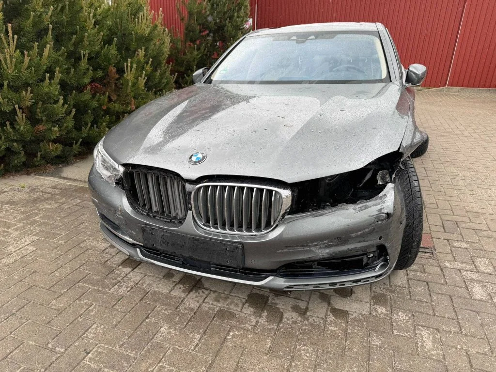 BMW Series 7
