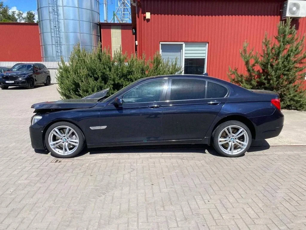 BMW Series 7