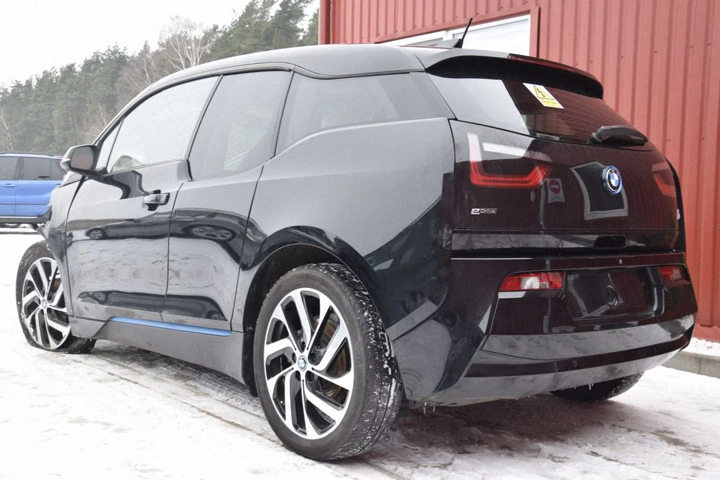 BMW i3