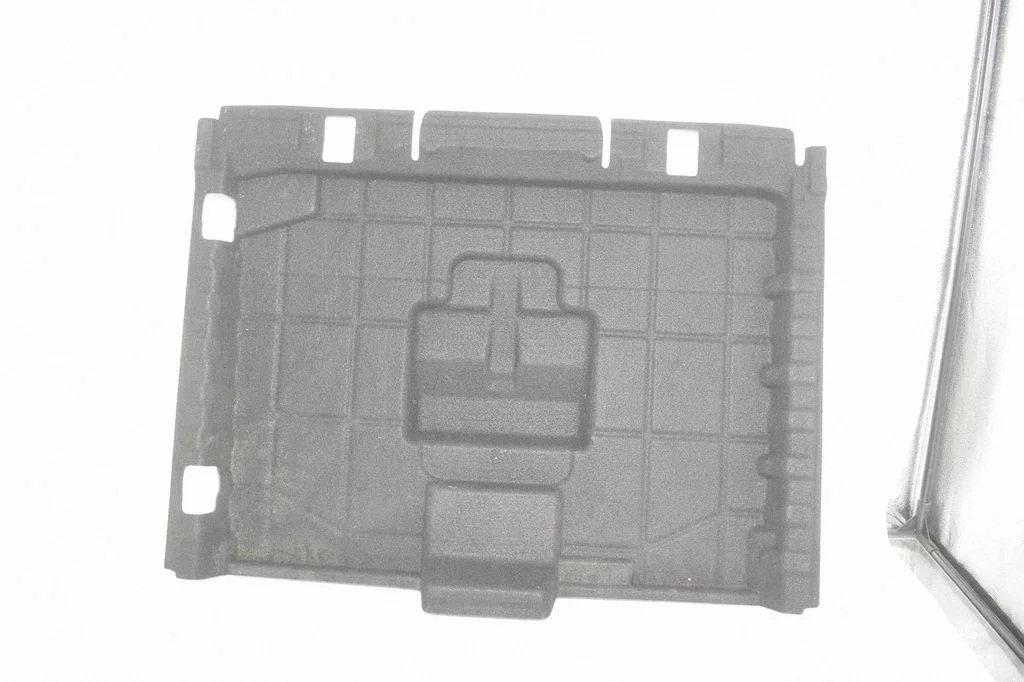 Cabin air duct channel 7450655