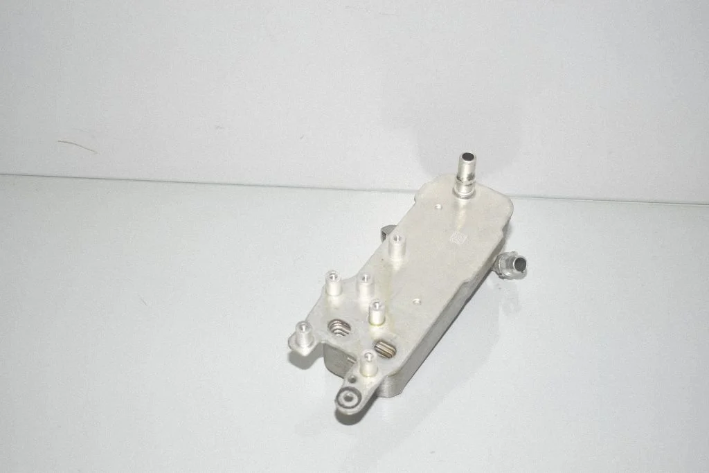 Käigukasti õliradiaator 8514515