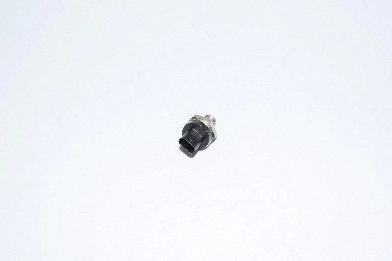 Fuel pressure sensor 0261230403 – BMW 7 Series G11 G12 (2015-2022)