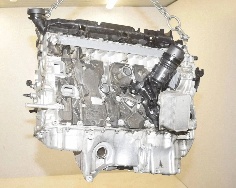 Engine 2473235