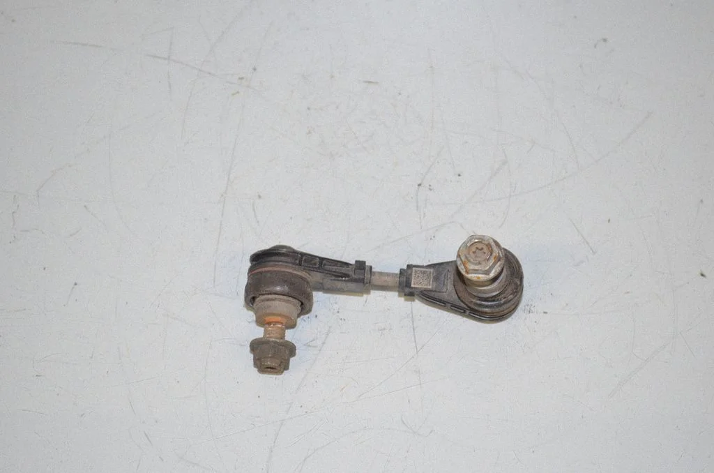 Rear anti-roll bar/stabilizer link 6895144