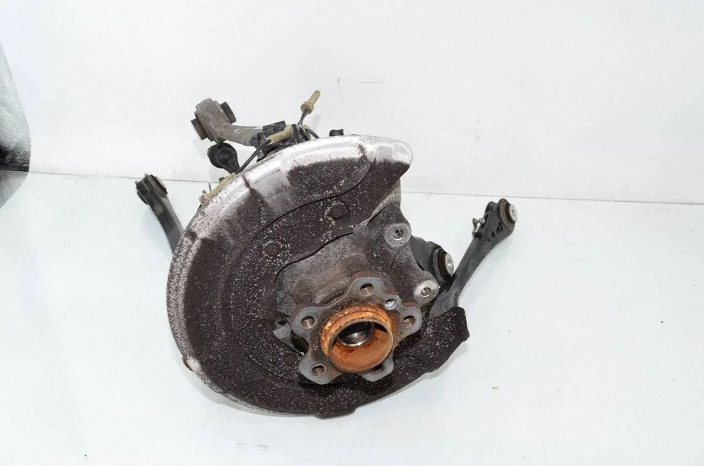 Rear wheel hub 6865662