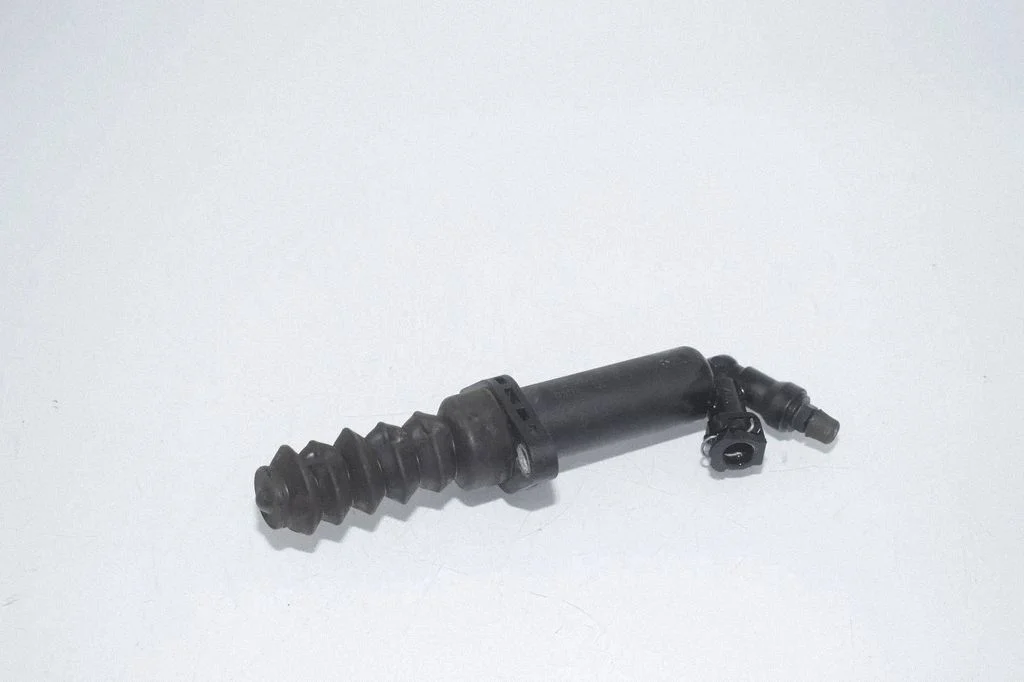 Clutch slave cylinder 6854659