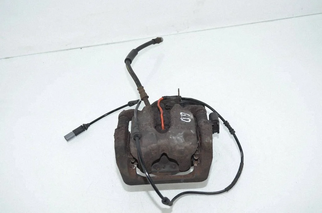 Rear brake caliper 6793048