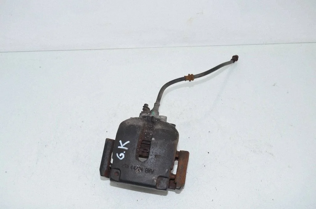 Rear brake caliper 6776789