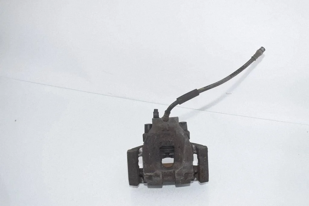 Tagumine pidurisadul 6786831