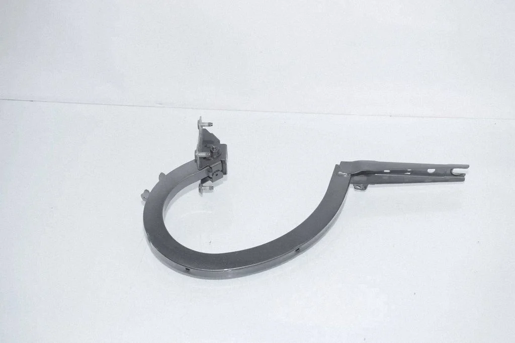 Tailgate/trunk/boot hinge 7357116