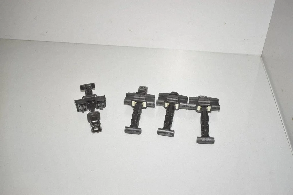 Rear door check strap stopper 7499229