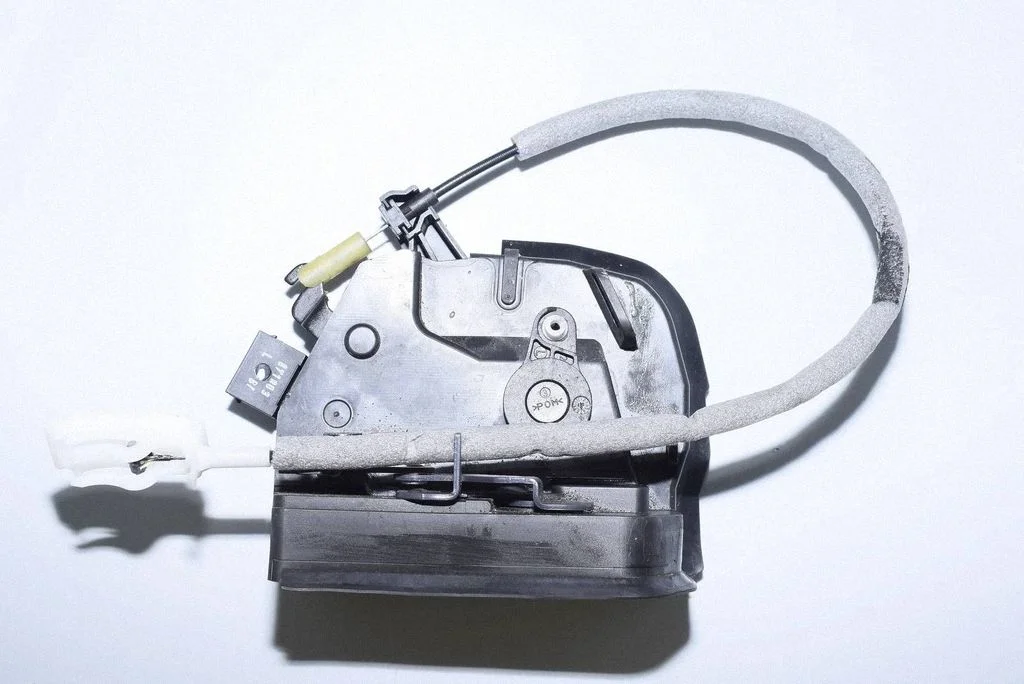 Rear door lock – BMW X5 E53 (1999-2006)