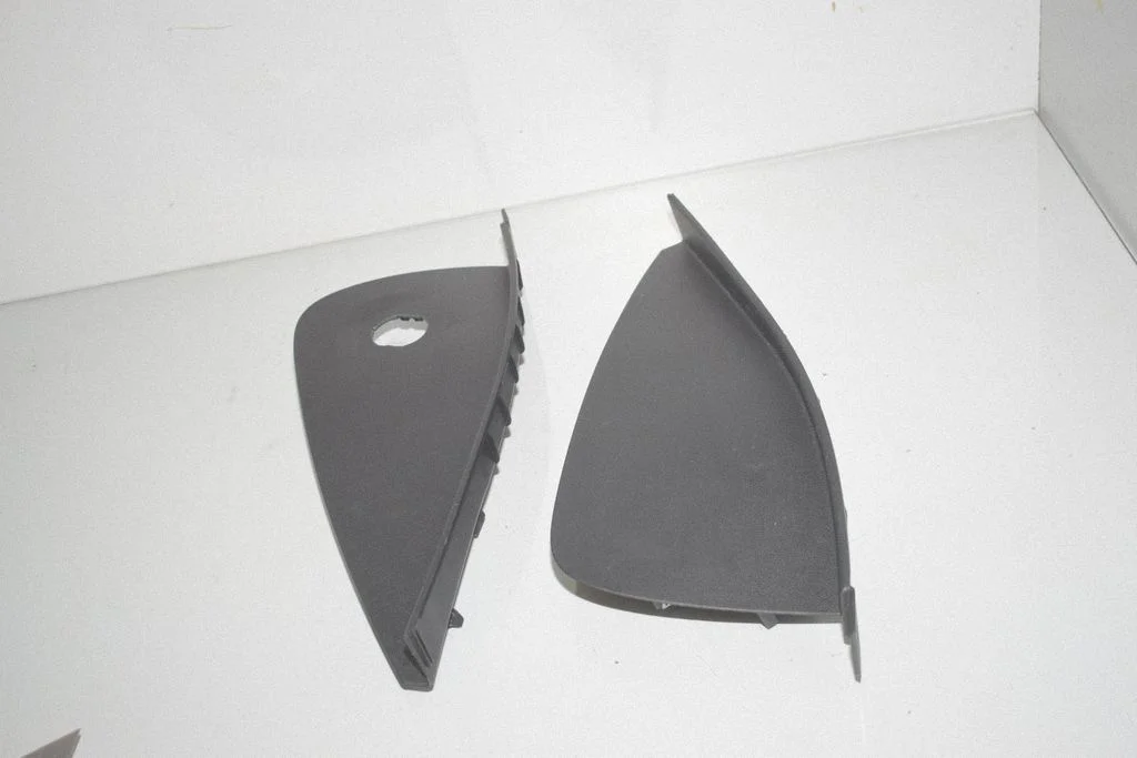 Dashboard side end trim 6840088