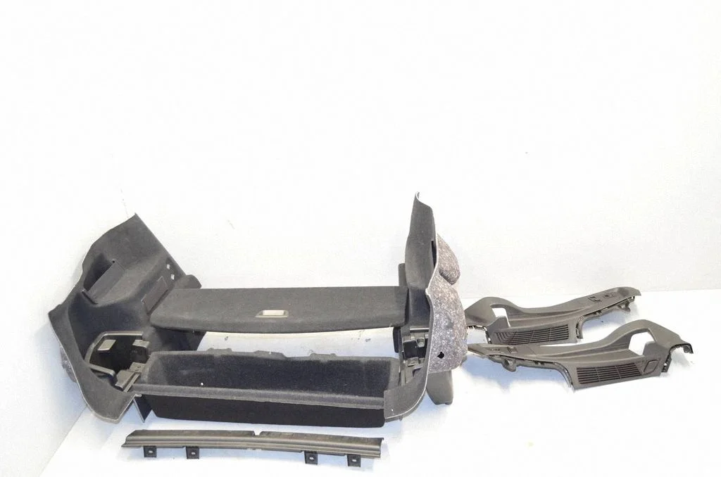 Other trunk/boot trim element 7327010