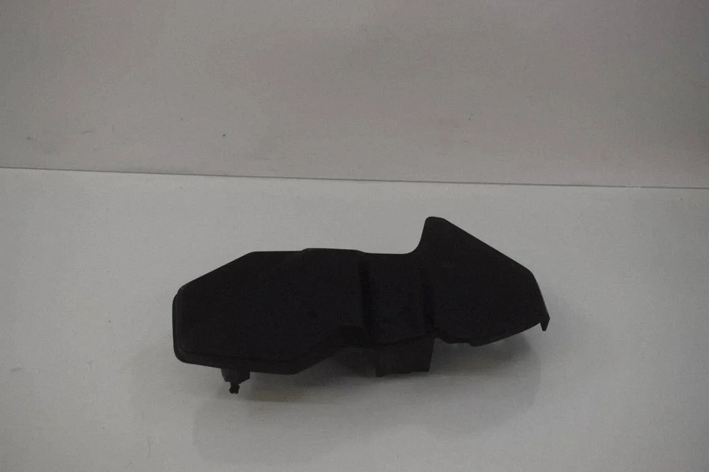 Fuse box cover 8599279