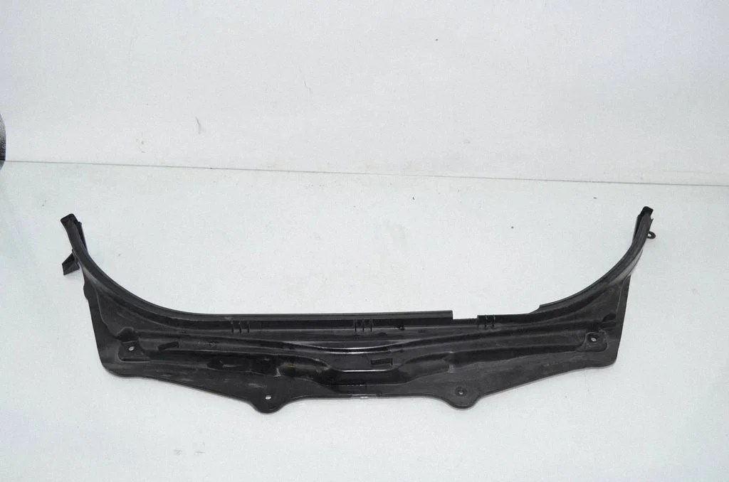 Other engine bay part 51717340207