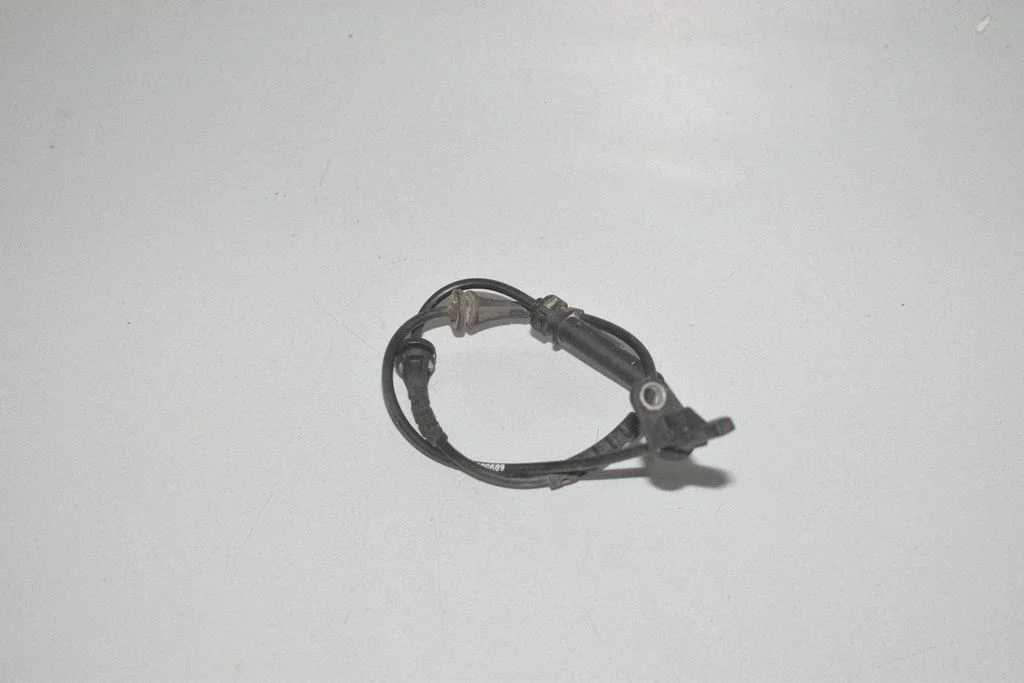 ABS rear brake sensor 6895882