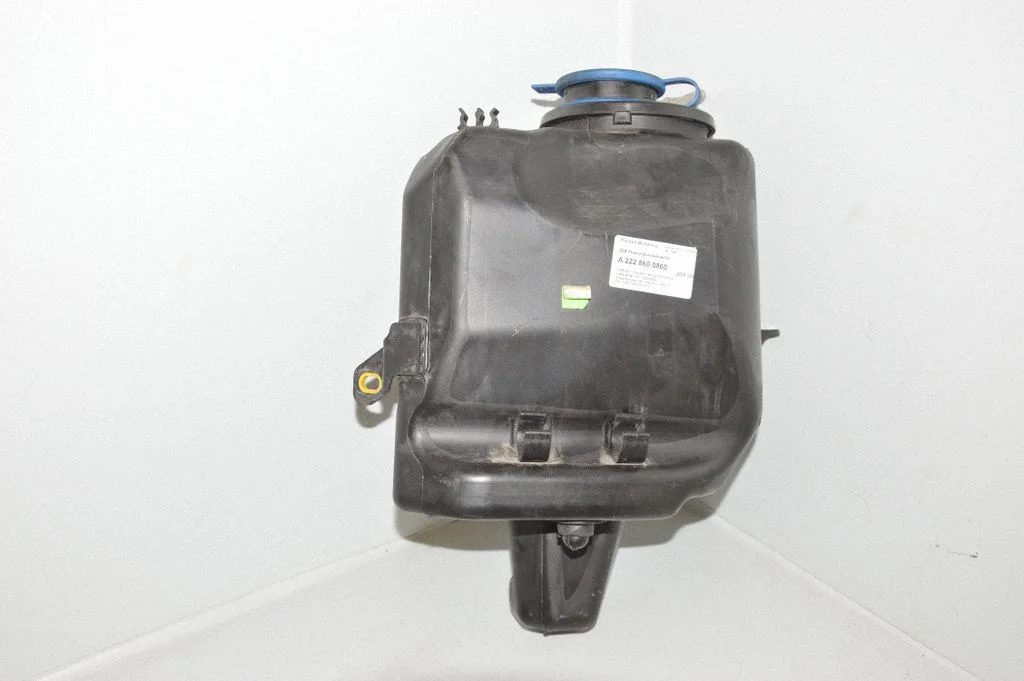 Lamp washer fluid tank – Mercedes-Benz S-Class W222 (2013-)