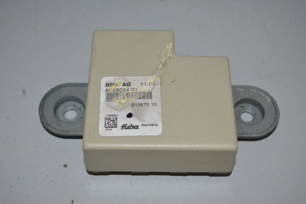 Antenos valdymo blokas