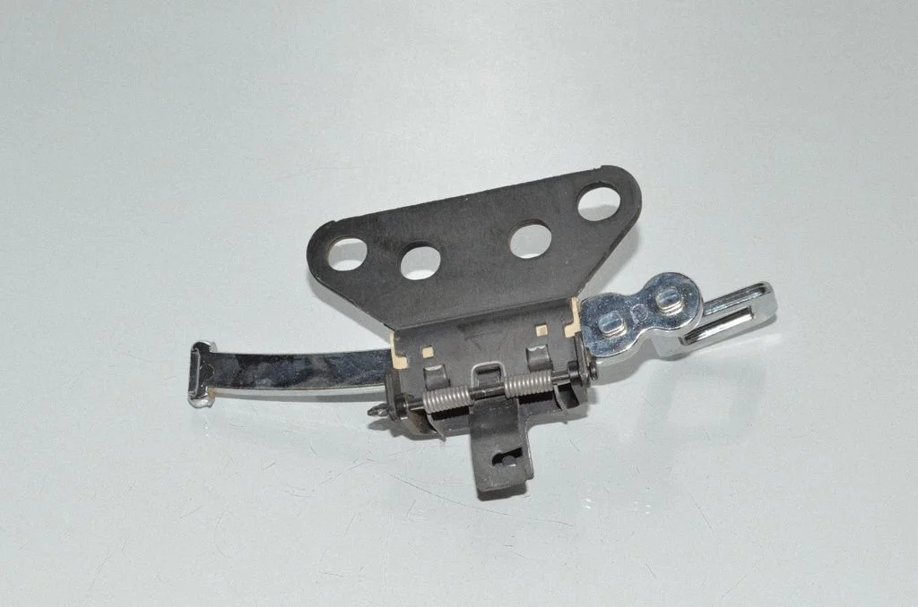 Sėdynes pakėlimo mechanizmas