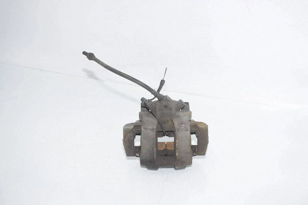 Front brake caliper – BMW 4 Series F32 F33 (2013-2020)