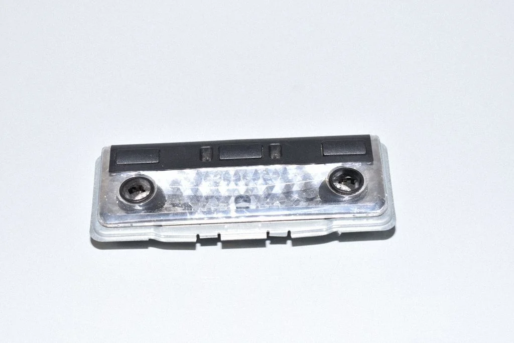 Priekinių vietų apšvietimo žibintas