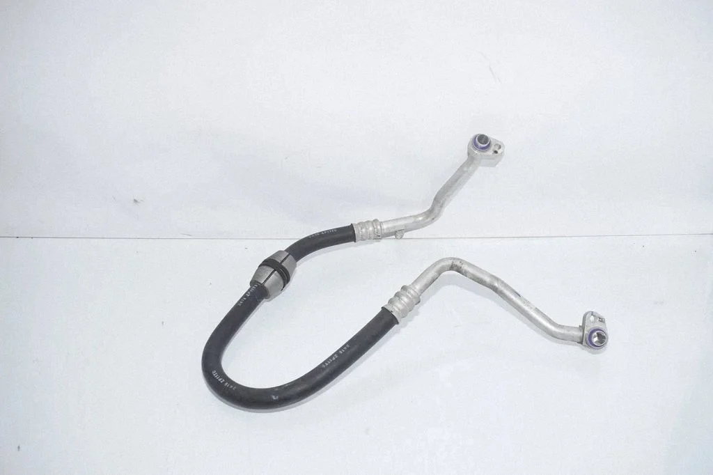 Air conditioning (A/C) pipe/hose 9875454