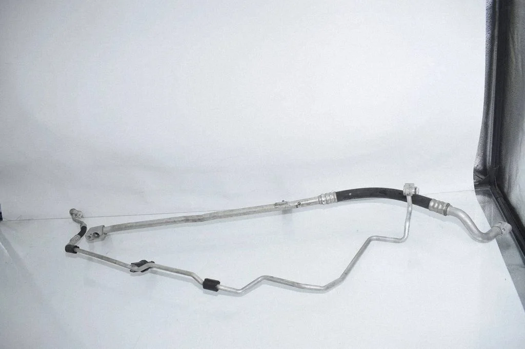 Air conditioning (A/C) pipe/hose 9201927
