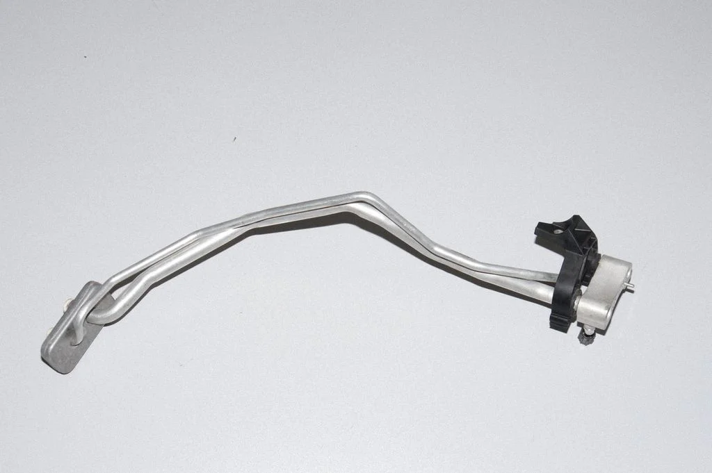 Air conditioning (A/C) pipe/hose 9187635