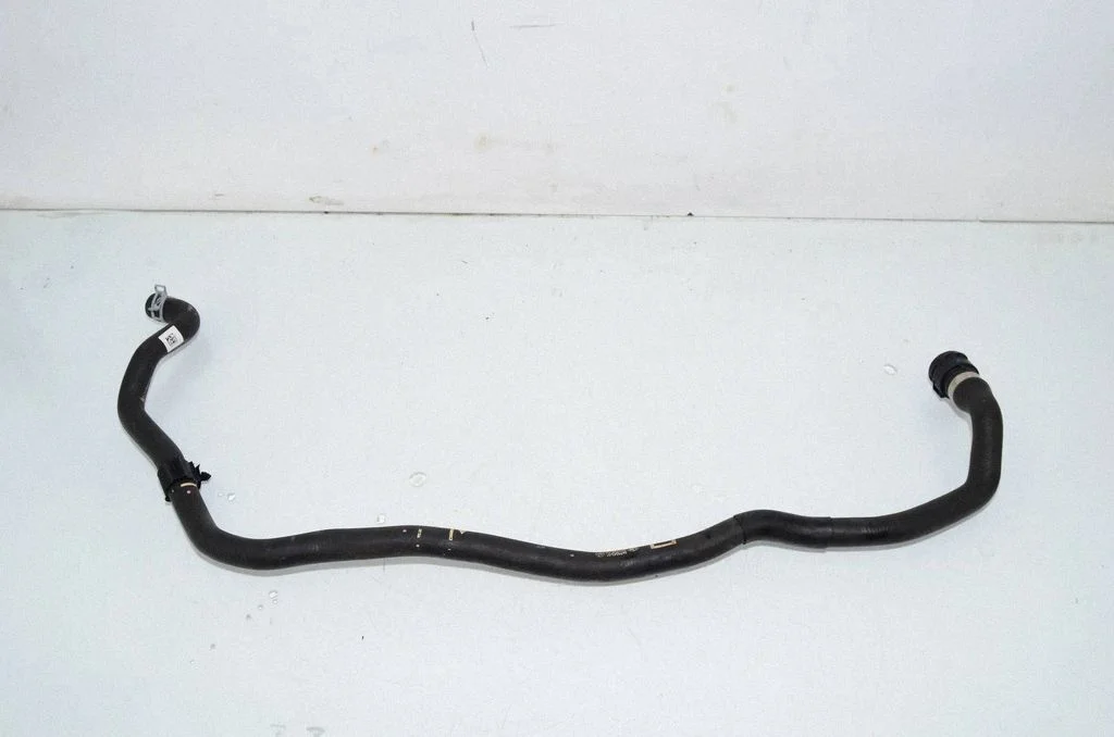 Engine coolant pipe/hose 9475243