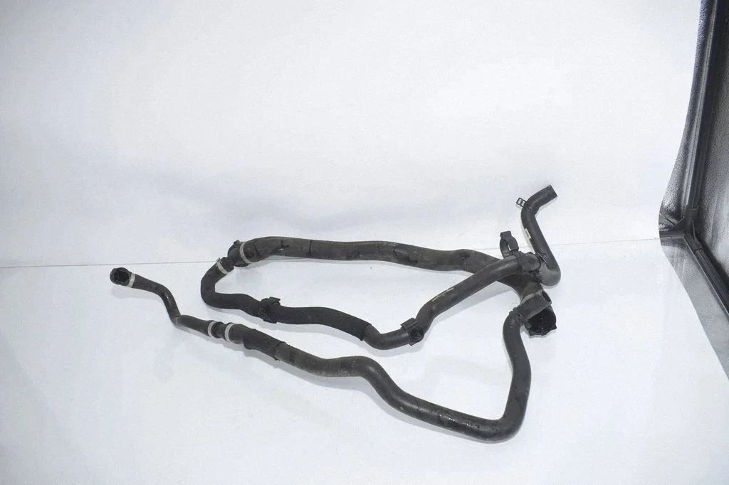 Engine coolant pipe/hose 9250564