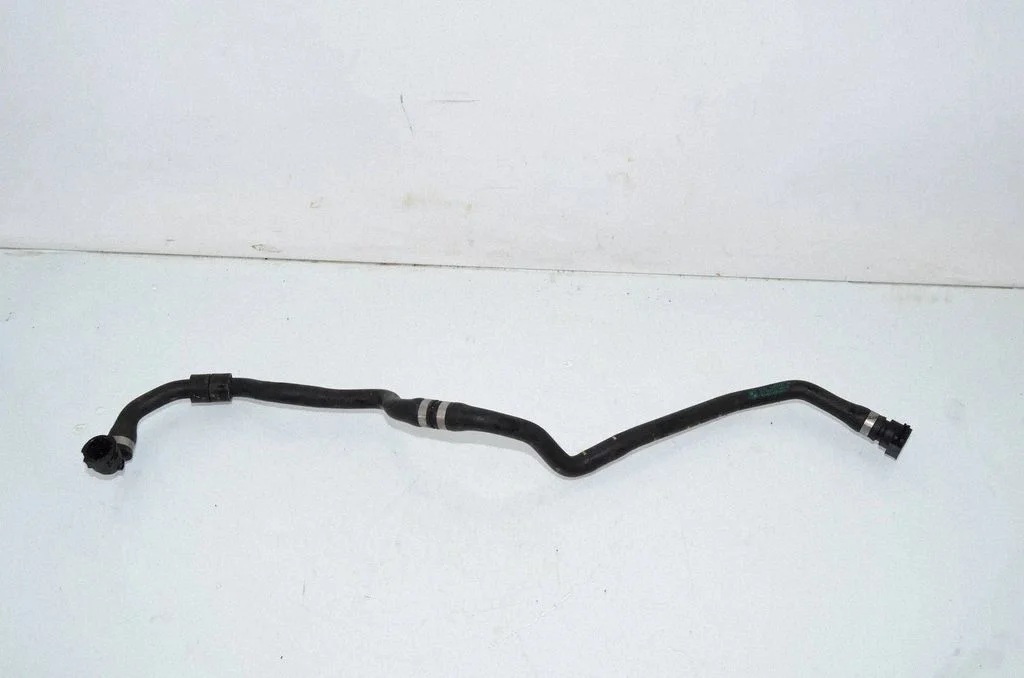 Engine coolant pipe/hose 8575767