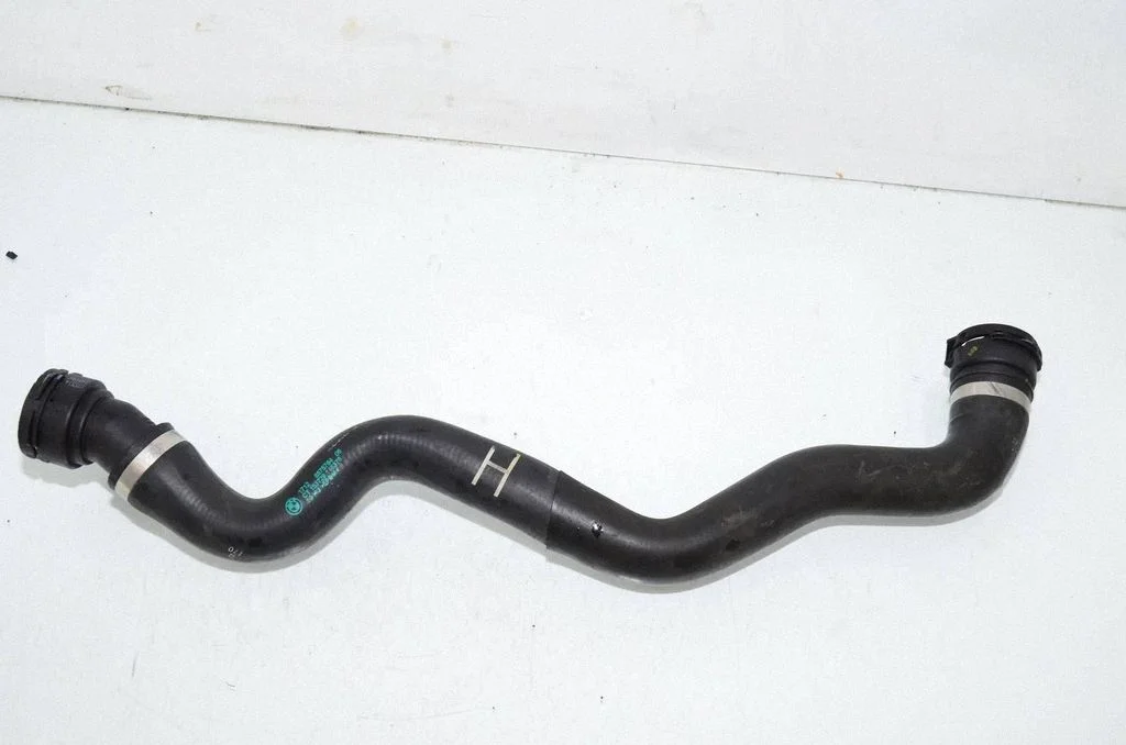 Engine coolant pipe/hose 8575764