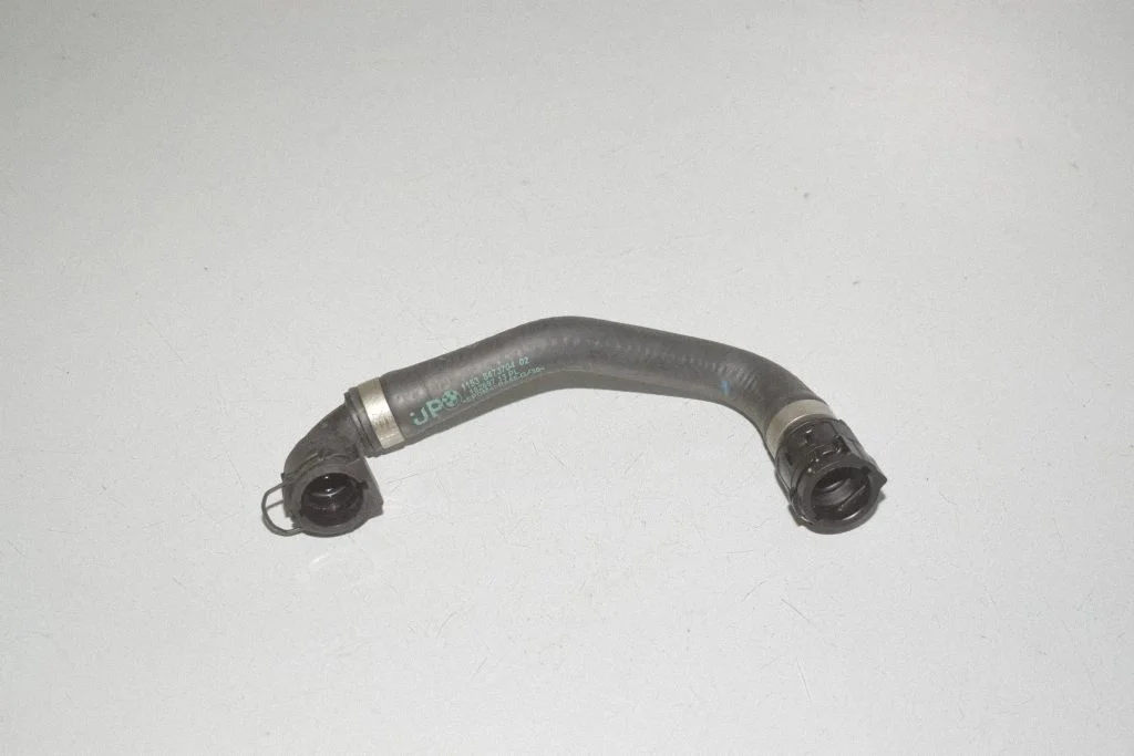 Engine coolant pipe/hose 8473704