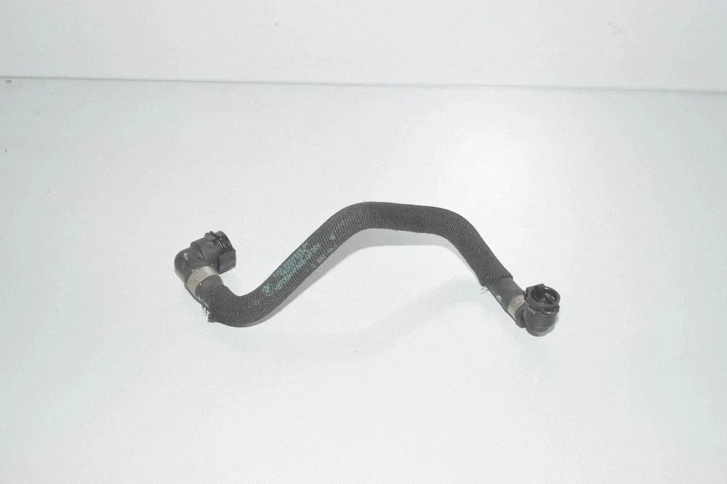 Engine coolant pipe/hose 8594526