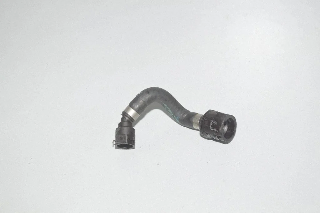 Engine coolant pipe/hose 8473706