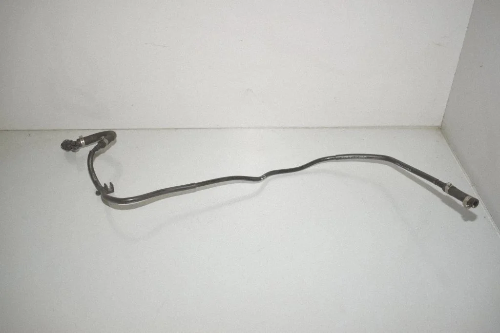 Engine coolant pipe/hose 8575754